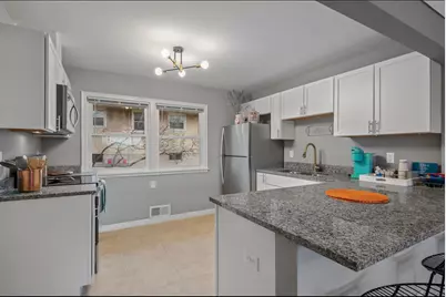 248 Ruth Street N, Saint Paul, MN 55119 - Photo 32
