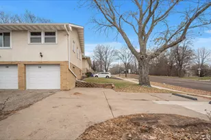 248 Ruth St N, Saint Paul, MN 55119 - Photo 24
