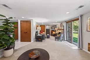 9625 Hampshire Ln, Eden Prairie, MN 55347 - Photo 34