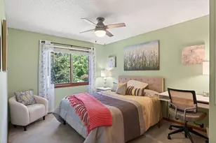 9625 Hampshire Ln, Eden Prairie, MN 55347 - Photo 22
