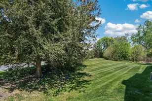 9625 Hampshire Ln, Eden Prairie, MN 55347 - Photo 42
