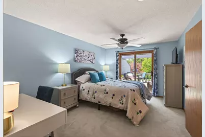 9625 Hampshire Lane, Eden Prairie, MN 55347 - Photo 20