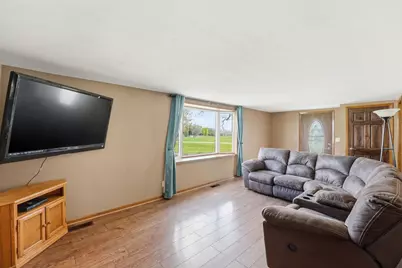 21898 52nd Street NE, New London, MN 56273 - Photo 16