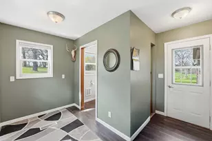 21898 52nd St NE, New London, MN 56273 - Photo 8