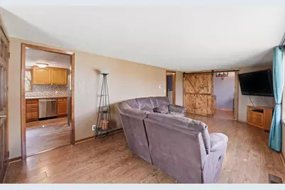 21898 52nd Street NE, New London, MN 56273 - Photo 18