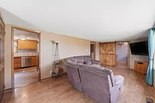 21898 52nd St NE, New London, MN 56273 - Photo 18