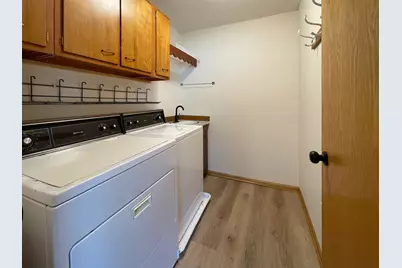 1404 15th Street E, Glencoe, MN 55336 - Photo 6