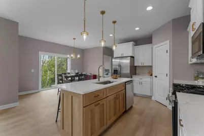 607 E 9th Street, Zumbrota, MN 55992 - Photo 8