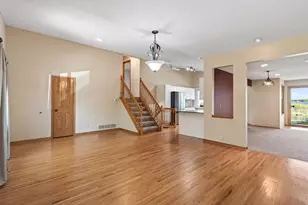 6129 Eagle Lake Dr, Maple Grove, MN 55369 - Photo 20