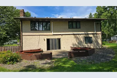 8300 Dupont Avenue N, Brooklyn Park, MN 55444 - Photo 2