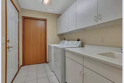 2304 SW 10 Street, Willmar, MN 56201 - Photo 6