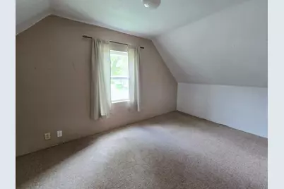 400 2nd Avenue SE, Wells, MN 56097 - Photo 12