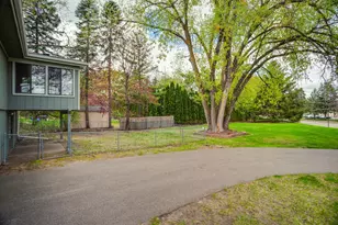 17620 19th Ave N, Plymouth, MN 55447 - Photo 22
