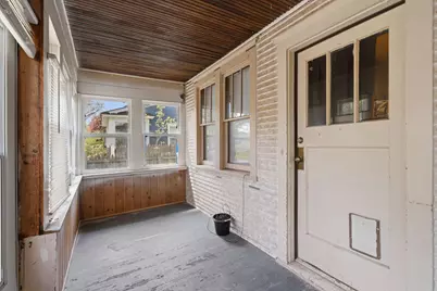 1105 Rose Avenue E, Saint Paul, MN 55106 - Photo 12