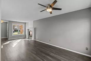 18502 Apple Tree Ct, Minnetonka, MN 55345 - Photo 8