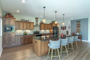 1552 Eagle Ridge St NE, Owatonna, MN 55060 - Photo 10
