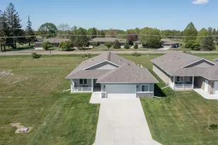 1552 Eagle Ridge St NE, Owatonna, MN 55060 - Photo 4