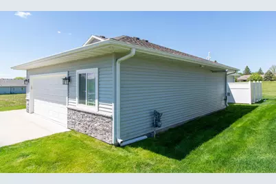 1552 Eagle Ridge Street NE, Owatonna, MN 55060 - Photo 38