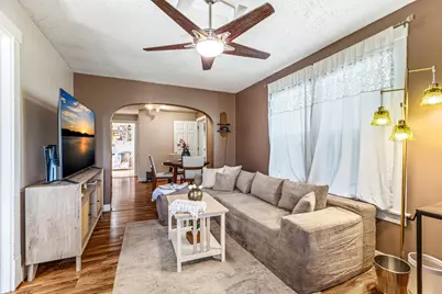 906 Cameron Street, Eau Claire, WI 54703 - Photo 8
