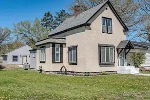 704 3rd St SE, Little Falls, MN 56345 - Photo 6