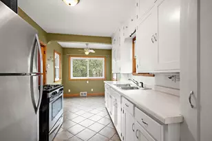 1178 Idaho Ave W, Saint Paul, MN 55108 - Photo 6