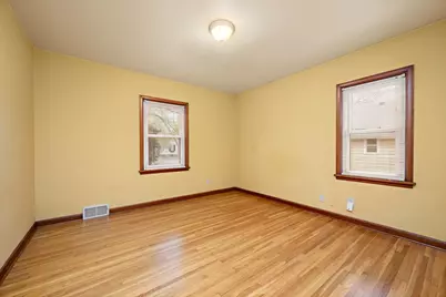 1178 Idaho Avenue W, Saint Paul, MN 55108 - Photo 14