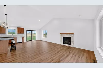 3463 Stonehedge Dr NE, Rochester, MN 55906 - Photo 16