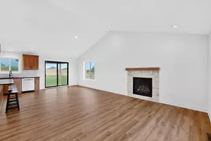 3463 Stonehedge Dr NE, Rochester, MN 55906 - Photo 16