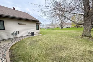 2208 Arrowwood Ct, Fergus Falls, MN 56537 - Photo 34