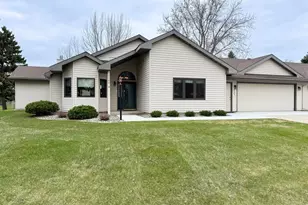 2208 Arrowwood Ct, Fergus Falls, MN 56537 - Photo 26