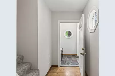 394 Dewey Street, Saint Paul, MN 55104 - Photo 6