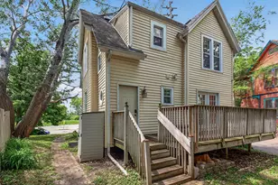 394 Dewey St, Saint Paul, MN 55104 - Photo 44