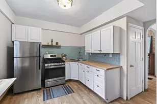 394 Dewey St, Saint Paul, MN 55104 - Photo 20