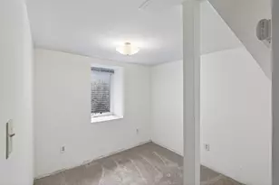 394 Dewey St, Saint Paul, MN 55104 - Photo 36