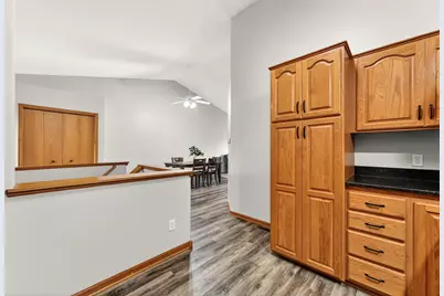 718 10th Street SW, Pine Island, MN 55963 - Photo 4