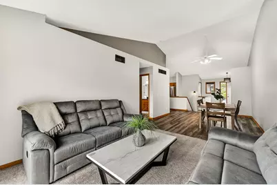 718 10th Street SW, Pine Island, MN 55963 - Photo 8