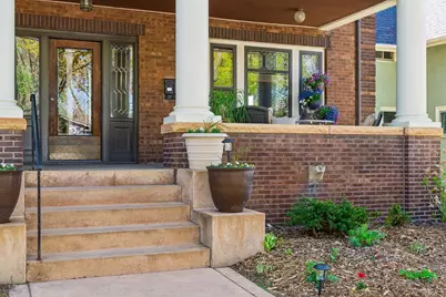 716 5th Avenue SE #2, Minneapolis, MN 55414 - Photo 2
