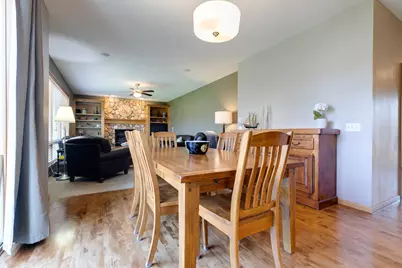 7568 Walnut Curve, Chanhassen, MN 55317 - Photo 12