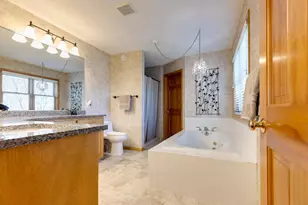 7568 Walnut Curve, Chanhassen, MN 55317 - Photo 26