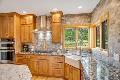 24149 Highview Avenue, Lakeville, MN 55044 - Photo 6