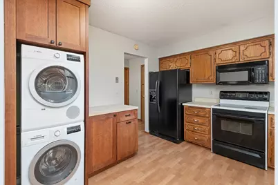10135 47th Avenue N, Plymouth, MN 55442 - Photo 10