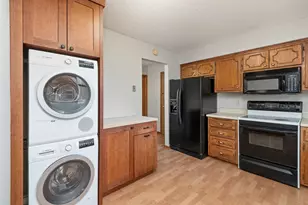 10135 47th Ave N, Plymouth, MN 55442 - Photo 10
