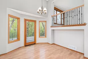 10135 47th Ave N, Plymouth, MN 55442 - Photo 6