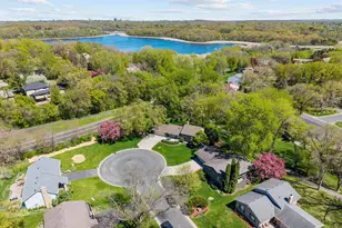10725 Woodwatch Cir, Eden Prairie, MN 55347 - Photo 58