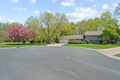 10725 Woodwatch Circle, Eden Prairie, MN 55347 - Photo 54