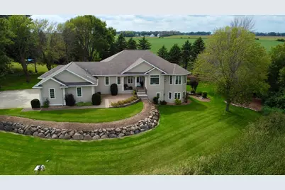 1250 S Crailsheim Road, Worthington, MN 56187 - Photo 2