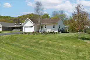 102 Eau Galle Dr, Elmwood, WI 54740 - Photo 4