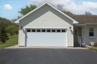 102 Eau Galle Dr, Elmwood, WI 54740 - Photo 44
