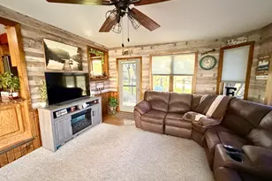 32185 290th St, Worthington, MN 56187 - Photo 14