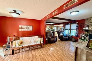 32185 290th St, Worthington, MN 56187 - Photo 8